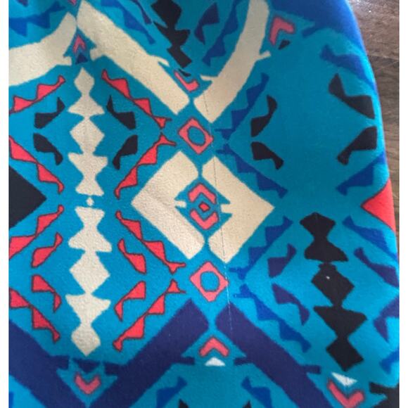 Forever 21 Blue Tribal Design Romper One Piece Summer Shorts Women's Size Small - Picture 9 of 9